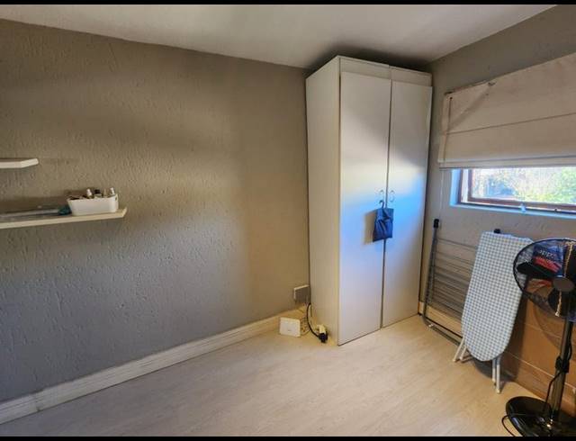 2 BEDROOM TOWNHOUSE FOR SALE IN NEWMARKET